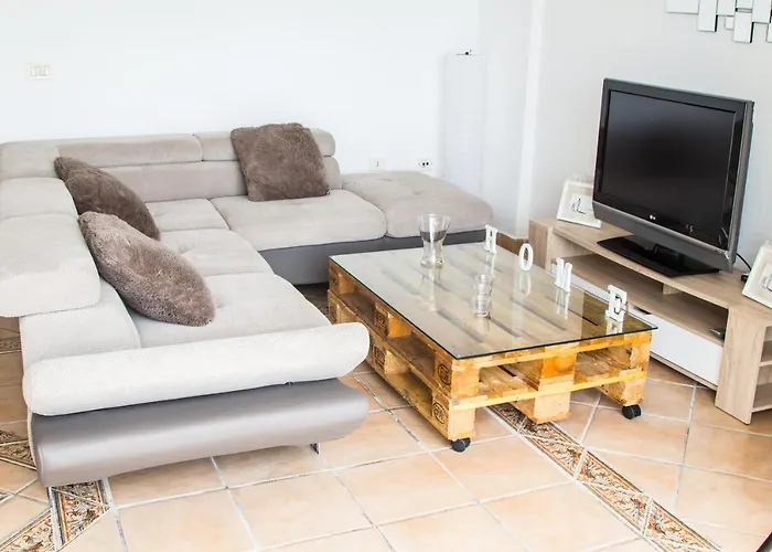 Chic In Playa Paraiso Costa Adeje (Tenerife)