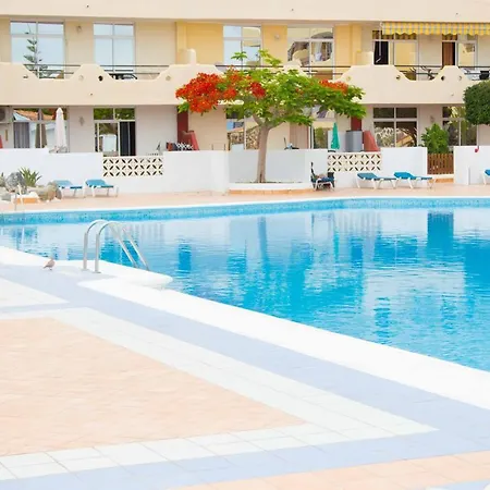 Chic In Playa Paraiso Costa Adeje (Tenerife)